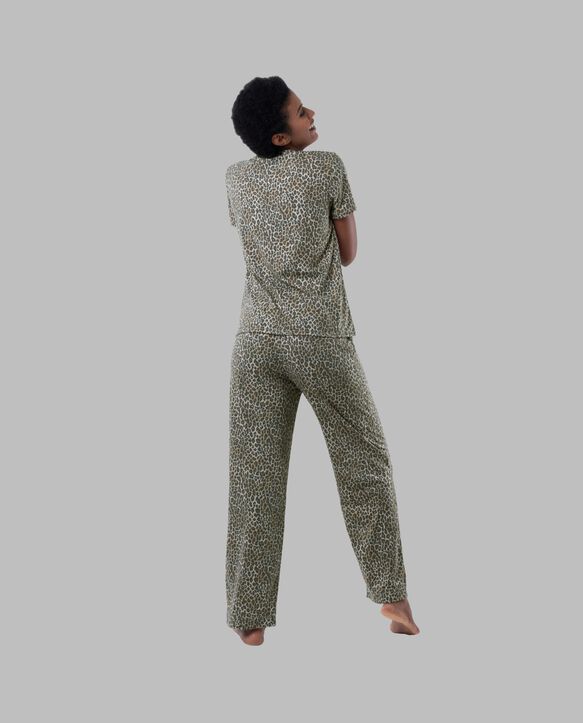 Women's Soft & Breathable V-Neck T-shirt and Pants, 2-Piece Pajama Set NATURAL ANIMAL