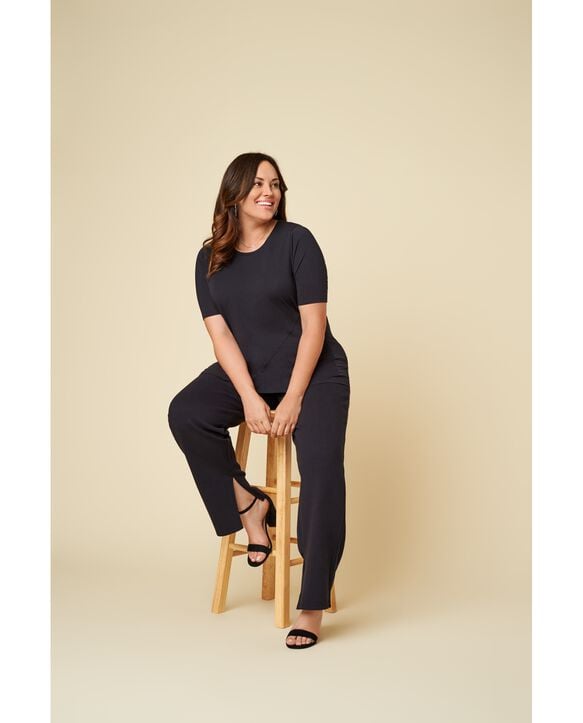 Women’s Seek No Further Plus Size ¾ Sleeve Scooped Neck Ruched Top Dark Charcoal Heather