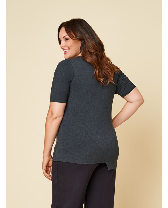 Women’s Seek No Further Plus Size ¾ Sleeve Scooped Neck Ruched Top Dark Charcoal Heather